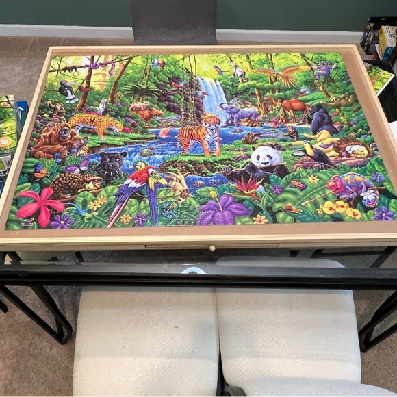 2000 Piece Pun Fuzzles Puzzle - Jungle Jumble - Picture 2 of 2